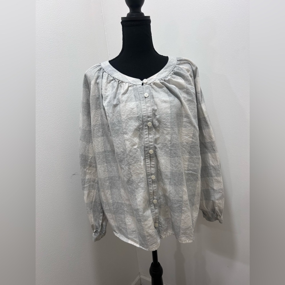 Duluth Trading Gray Plaid Button Down Peasant Shirt